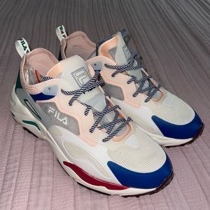 FILA Ray Tracer Lite Brand New!